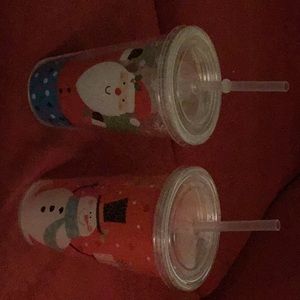 Holiday plastic tumblers